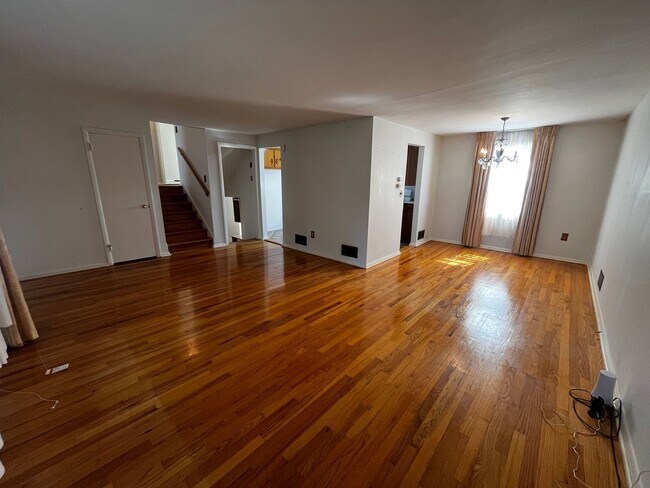 Foto del edificio - Competitively Priced 3 bedroom Single Fami...