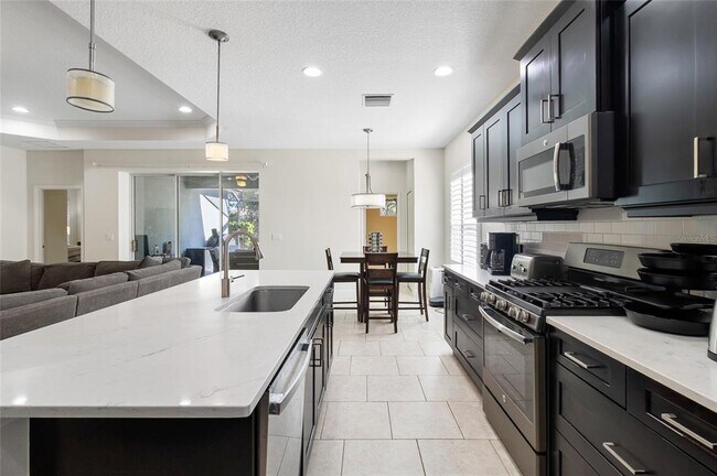 Foto del edificio - 12335 Whisper Lake Dr