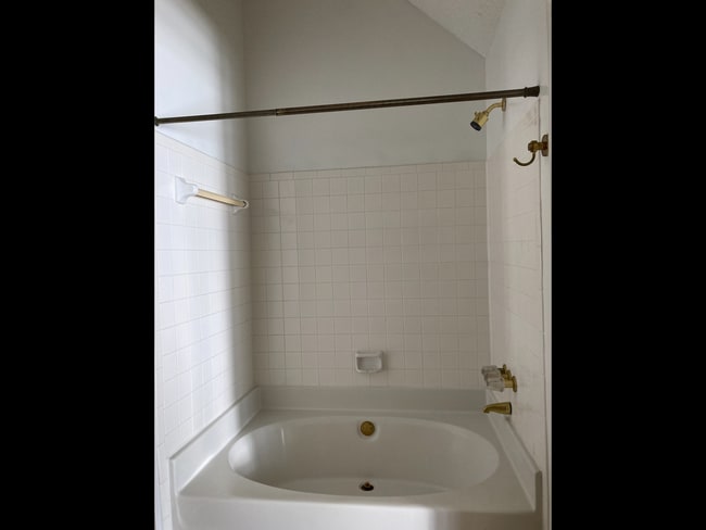 Foto del edificio - 3130 Ashbury Ln