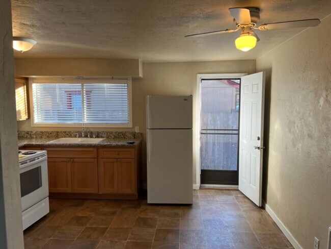 Foto del edificio - 524-526 MARIE