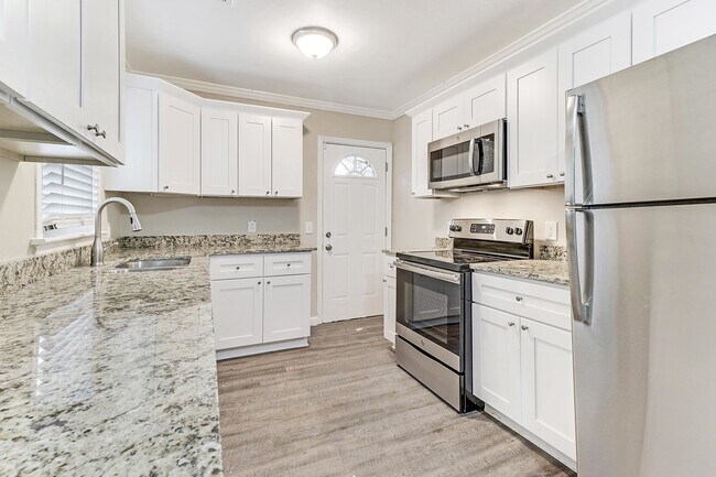 Foto del edificio - 1158 Edgefield Dr SW