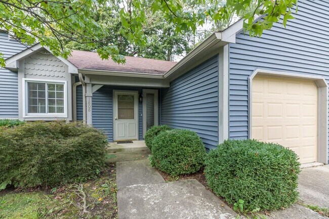Building Photo - 1808 Sandoval Ct