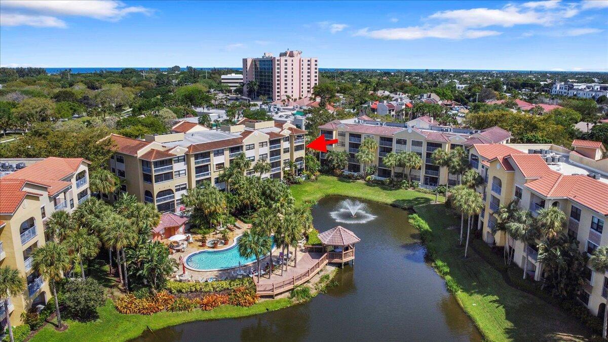 Primary Photo - 700 Uno Lago Dr