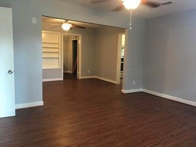 Foto del edificio - 303 Cherry Creek Rd