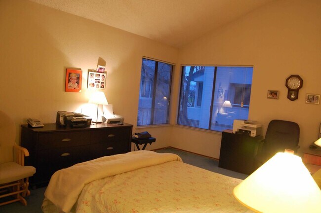Foto del edificio - 6434 Buena Vista Dr