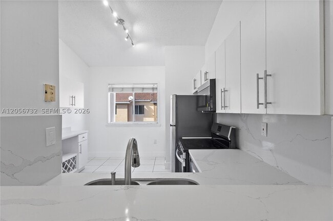 Foto del edificio - 13165 SW 64th Terrace