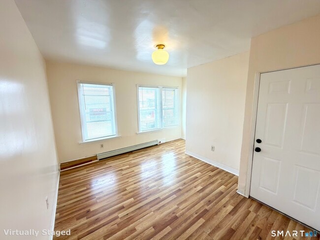 Building Photo - 259 6th St