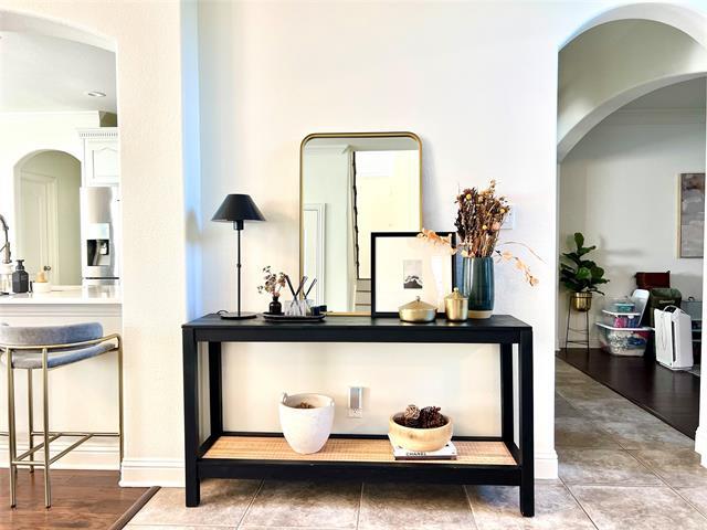 Foto del edificio - 607 Sante Fe Dr