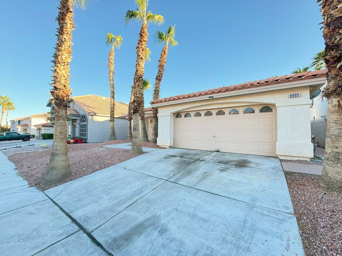 Foto principal - Newly Remolded Open Floor Plan One-Story 3 bedrooms & 2 Baths Home