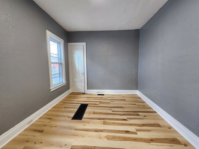 Foto del edificio - Two Bedroom Single Family Home!