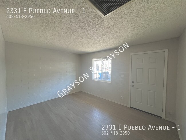 Foto del edificio - 2331 E Pueblo Ave