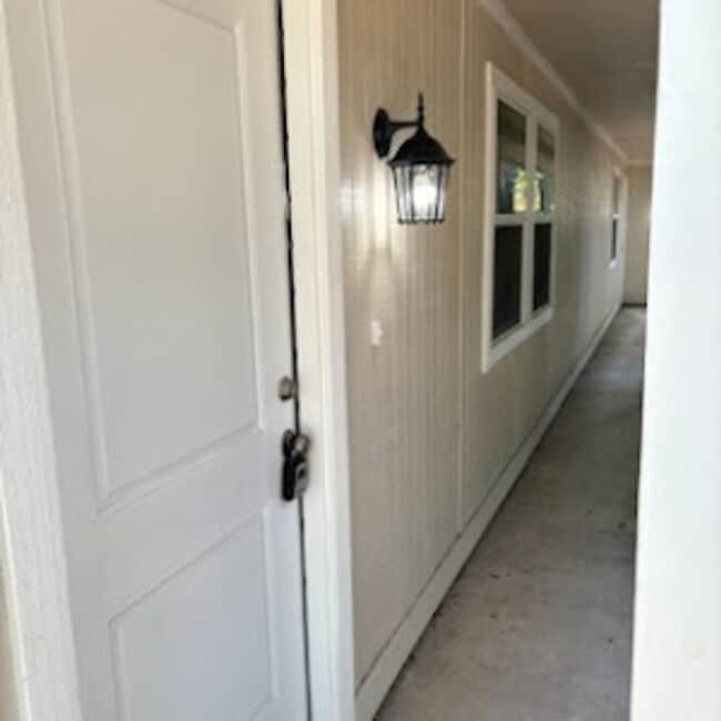 Foto del edificio - Beautiful newly remodeled 2/1 apartment!