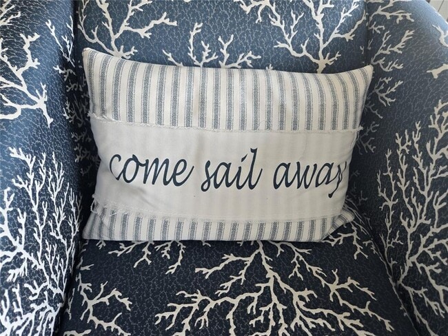 Foto del edificio - 1709 N Tamiami Trl