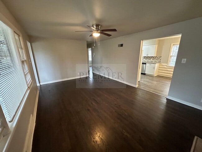 Building Photo - 10100 Blue Ridge Blvd