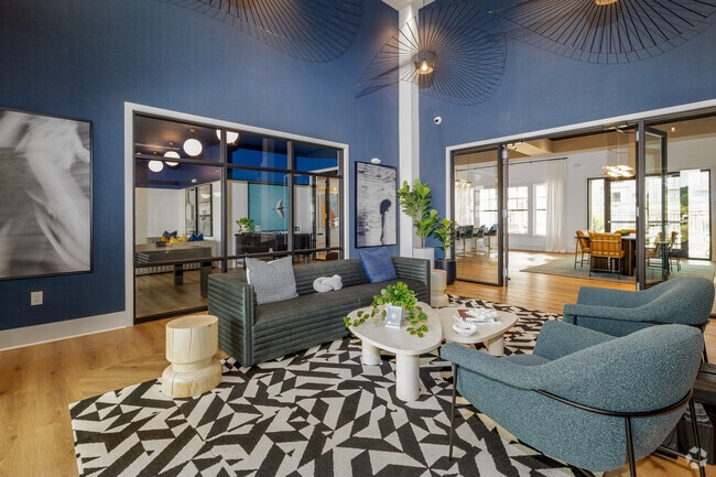 Oficina de arrendamiento - Evolve at Deep River