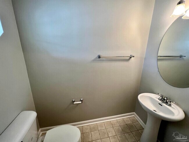 Foto del edificio - 280 Swaying Pine Ct