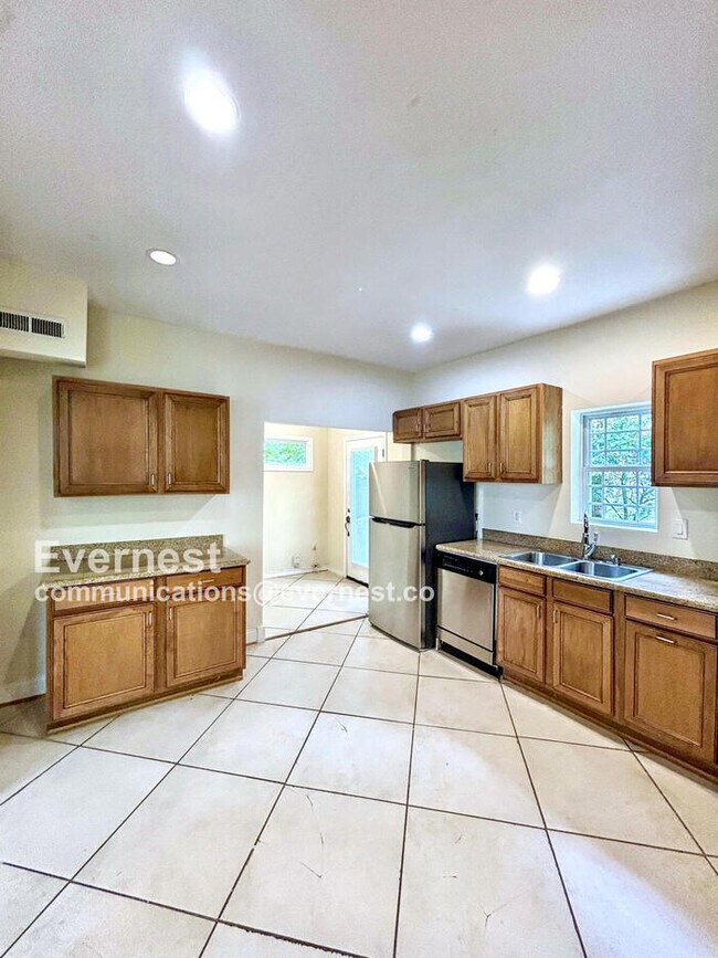 Foto del edificio - 1402 Ashley St