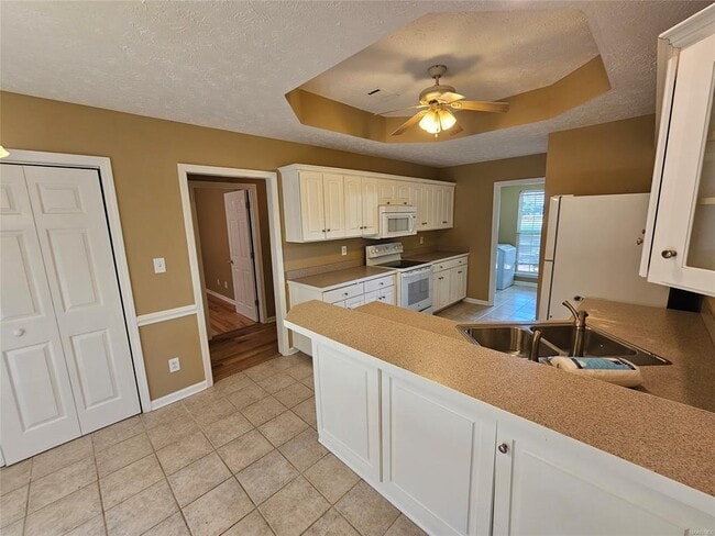 Building Photo - 364 Homewood Dr