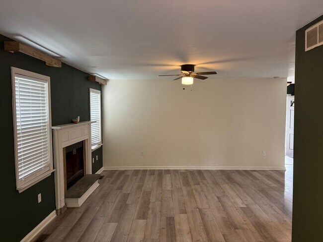 Building Photo - Single Family Home on Quite Cul-De Sac Now Available in Upland Square