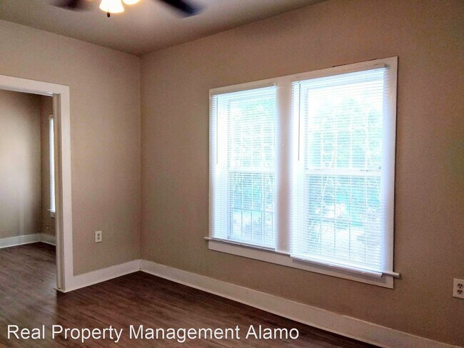 Foto del edificio - 1 br, 1 bath House - 840 Steves Ave