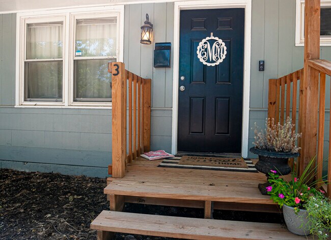 Foto del edificio - 3428 Charlotte St