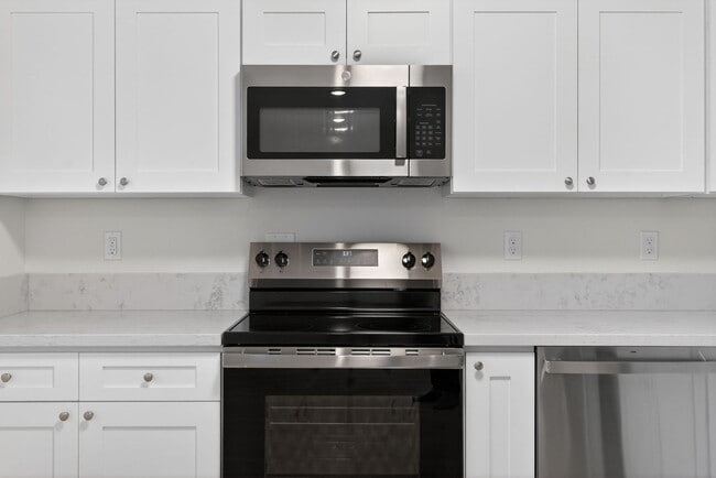 Interior Photo - Woodstock Manor