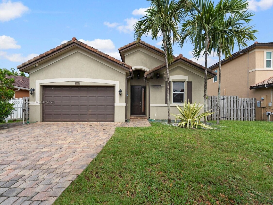 Foto principal - 28302 SW 128th Path