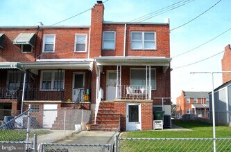 Building Photo - 325 Imla St