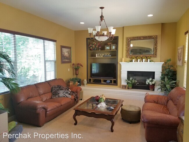 Building Photo - 5 br, 4 bath House - 2300 Oleaster Drive