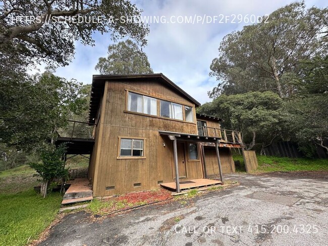 Building Photo - 17653-17663 Vierra Cyn-17661
