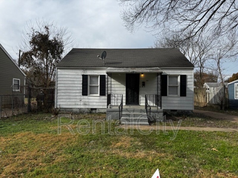 Foto principal - 1351 Salem St