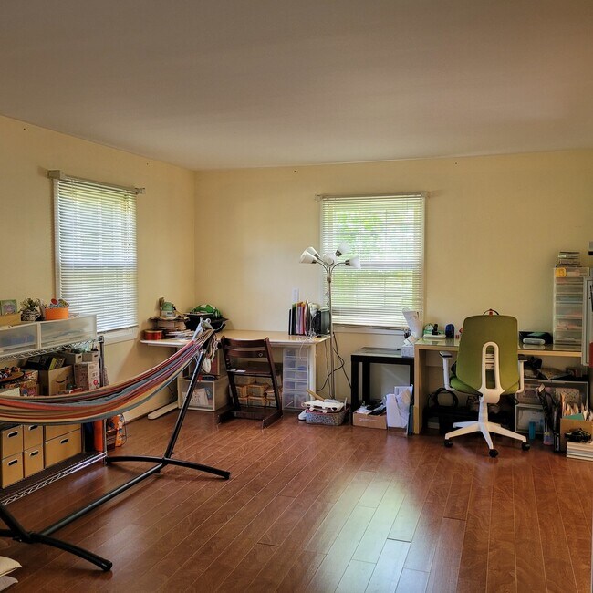 Foto del edificio - 670 Farrington Dr