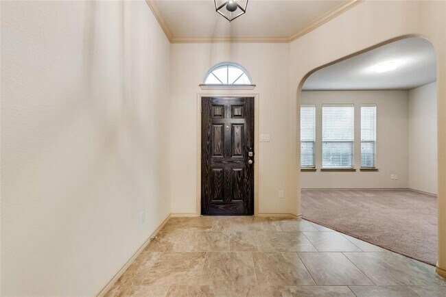 Foto del edificio - 15825 Carlton Oaks Dr