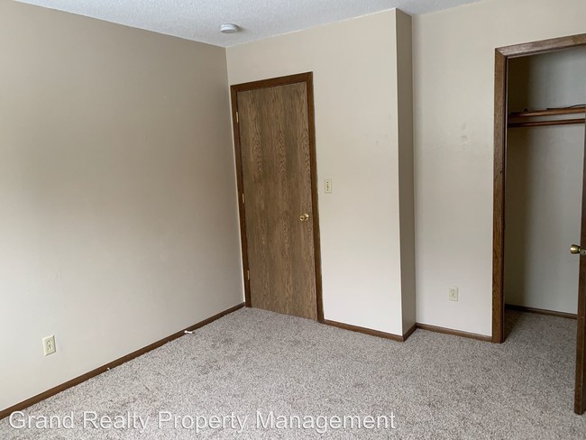 Foto del edificio - 216 12th St NE