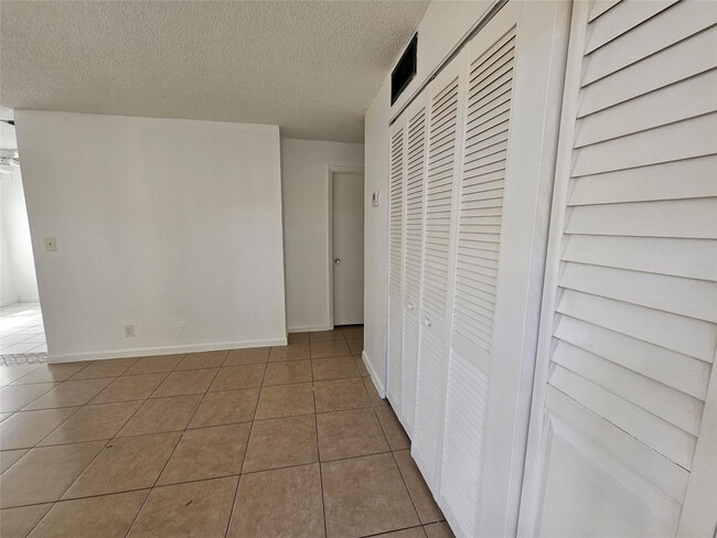 Building Photo - 2220 NW 59th Wy