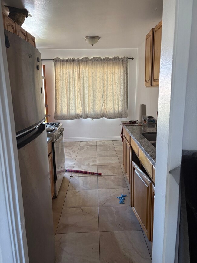 Foto del edificio - 5071 Sterling Ct