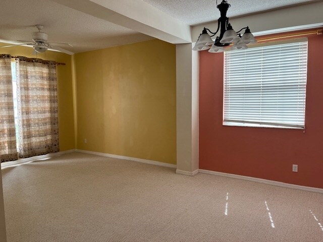 Foto del edificio - 812 Jade Forest Ave