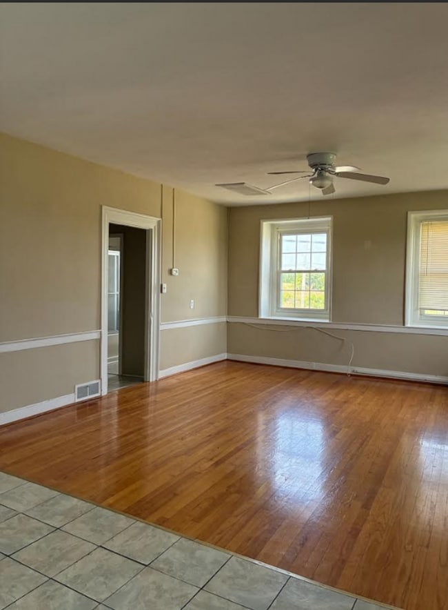 Building Photo - 4875 Hanover Rd
