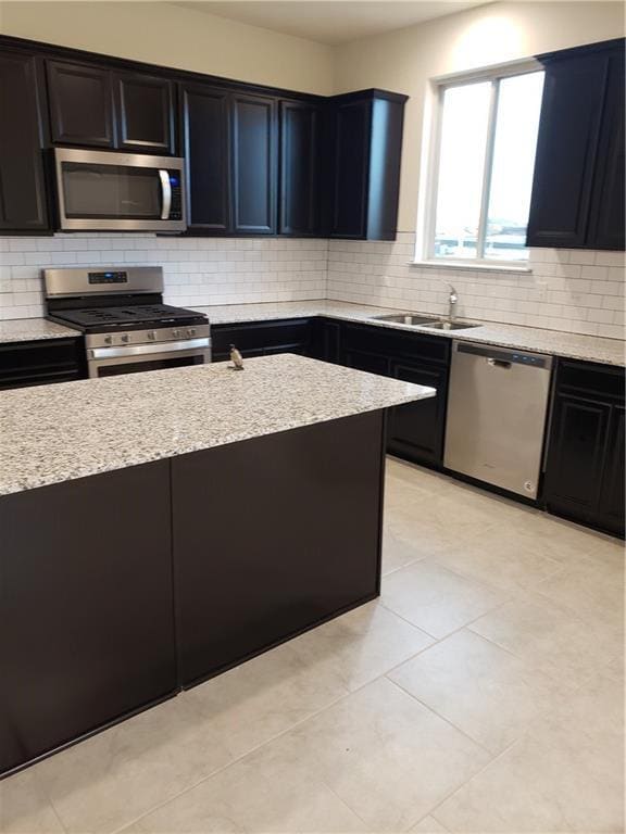 Building Photo - 2212 Cliffbrake Way