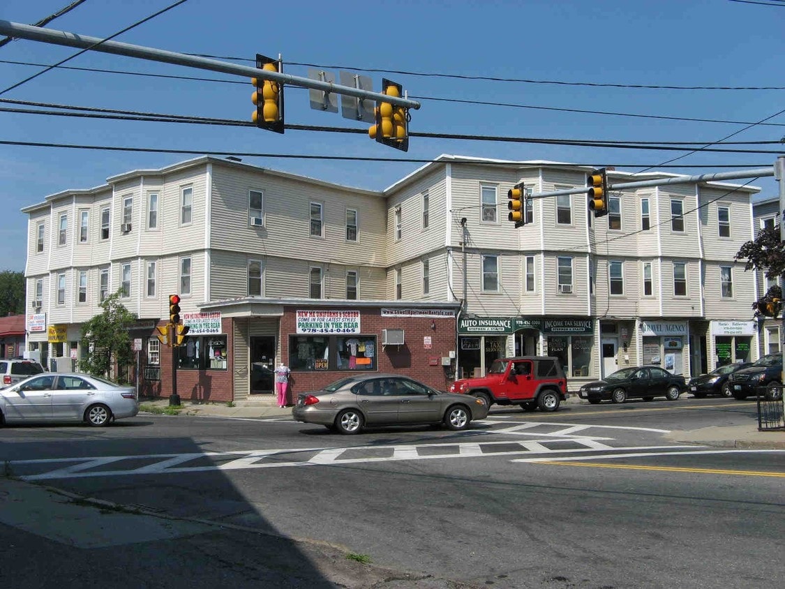Primary Photo - 742 Lakeview Ave