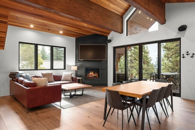 Foto del edificio - The ultimate Tahoe experience