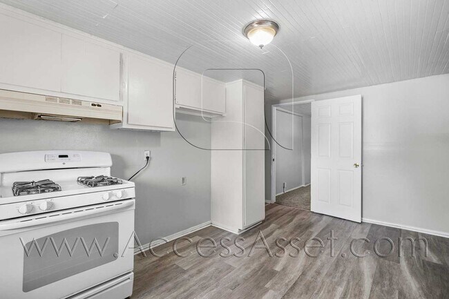 Foto del edificio - 307 W Sumner Ave