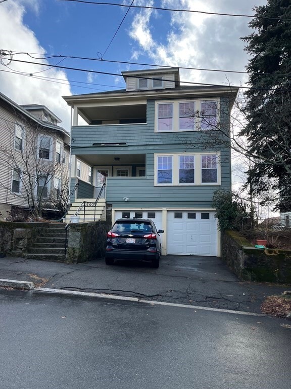 41 Suffolk Ave Unit 1, Swampscott, MA 01907 Room for Rent in