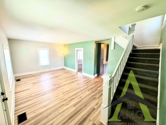 Foto del edificio - 1330 N Kealing Ave