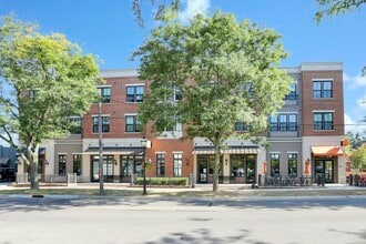 Building Photo - 18 W Waterloo St