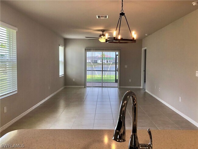 Foto del edificio - 18504 Cronin Sand Ln