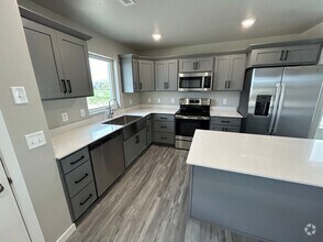 Building Photo - 3904 Scorpio Dr SE