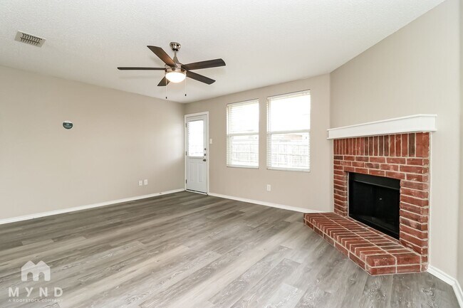 Foto del edificio - 716 Tuscany Trail