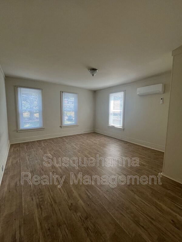 Foto del edificio - 171 E. Derry Road