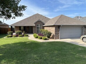 Building Photo - 3113 NW 192nd Terrace